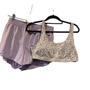 NWT Vuori shorts and bra set Size XL
